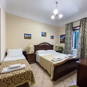 - Dolmen House Montalbano Elicona