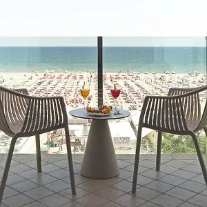 Regina Fronte Mare 3*, Rimini Italie